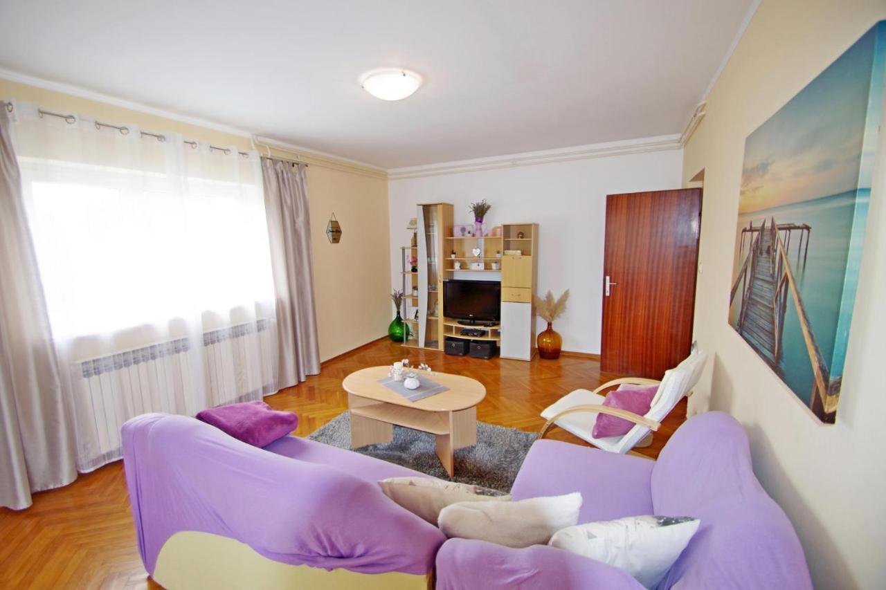 Apartment Suzi Valdebek PUY Eksteriør bilde