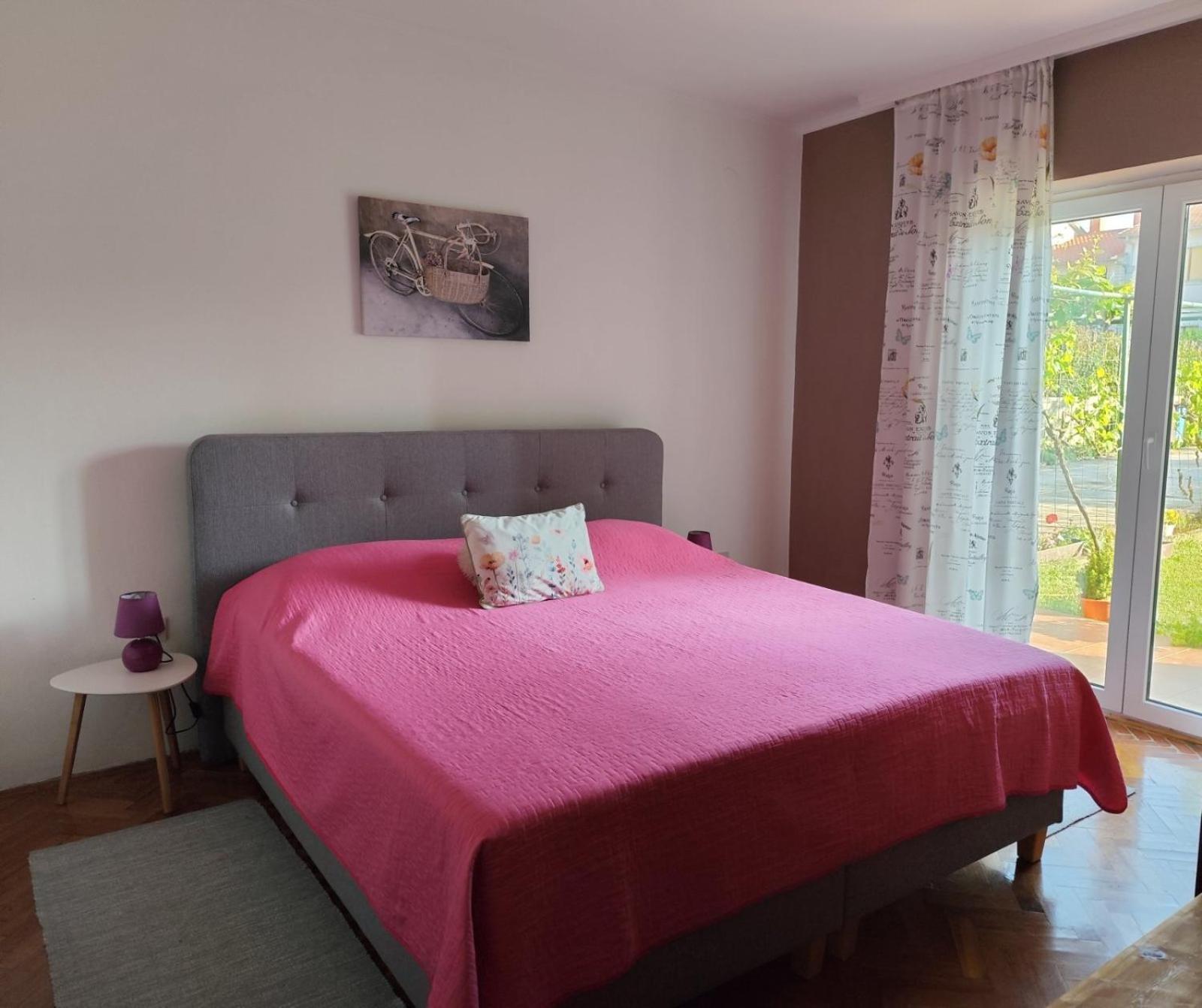Apartment Suzi Valdebek PUY Eksteriør bilde
